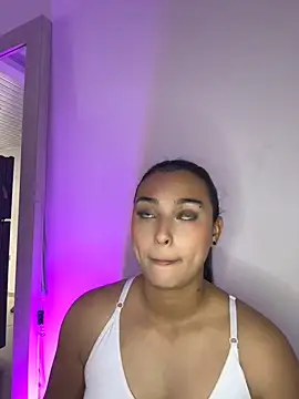 Snapshot of nicolexxaleja chatting on July 15, 2026, 10:15 pm nicolexxaleja online show from July 15, 2026, 10:15 pm