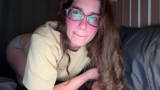 Snapshot of Meowkillah13 chatting on February 3, 2026, 12:42 am Meowkillah13 online show from February 3, 2026, 12:42 am