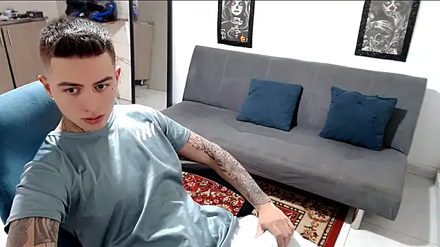 santii ss online show from November 7, 2025, 2:06 pm