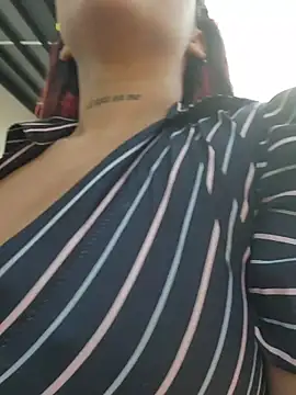 Yessica Lopezz online show from December 2, 2025, 12:21 pm