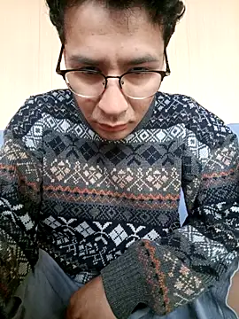 LecheDeSoya666 online show from October 8, 2025, 2:25 pm