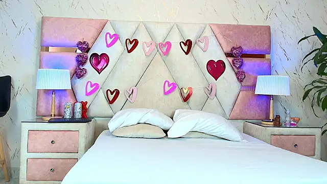 Snapshot of Zoelucas chatting on September 17, 2025, 7:26 pm Zoelucas online show from September 17, 2025, 7:26 pm