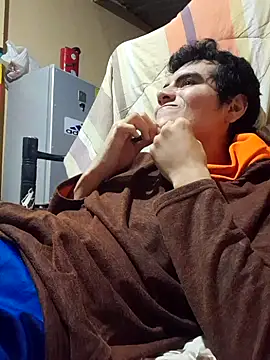 Snapshot of Ortiz3404 chatting on February 26, 2026, 12:31 am Ortiz3404 online show from February 26, 2026, 12:31 am