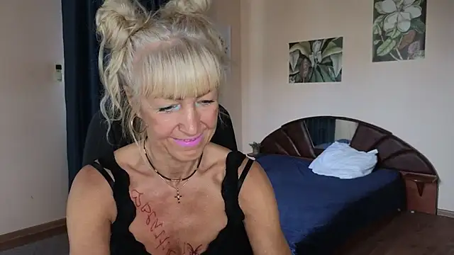 Laura Gol online show from September 27, 2025, 5:34 am