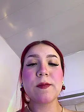 Mia Juicyberry online show from March 4, 2026, 12:38 am