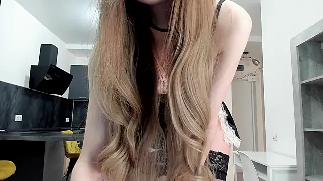 Kitty Player online show from April 9, 2026, 6:52 am