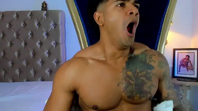 antonio  444 online show from October 17, 2025, 10:29 am