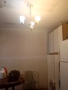 Zetaloco26 online show from November 18, 2025, 5:28 pm