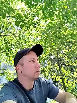 hornny boy35 online show from July 14, 2026, 10:54 am