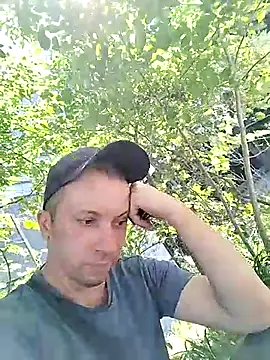hornny boy35 online show from July 16, 2026, 10:32 am