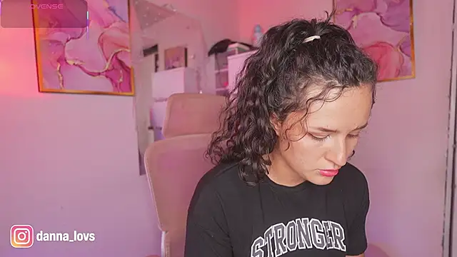 Dannaa Lovs online show from November 13, 2025, 5:23 pm