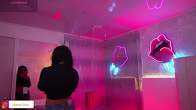 Dannaa Lovs online show from January 16, 2026, 1:26 pm