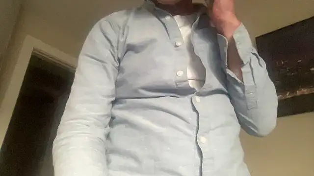 EverettTim24107 online show from November 7, 2025, 9:04 pm