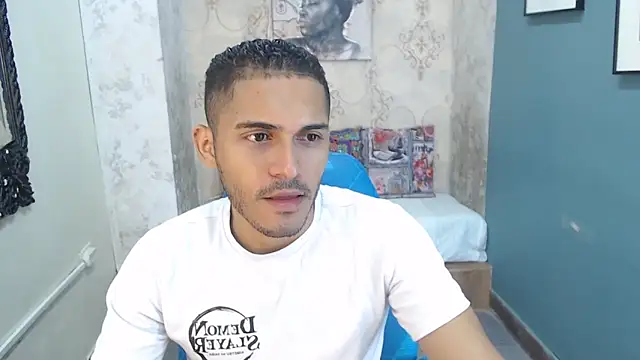 Snapshot of Derek_Storm_ chatting on December 2, 2025, 12:21 pm Derek Storm online show from December 2, 2025, 12:21 pm