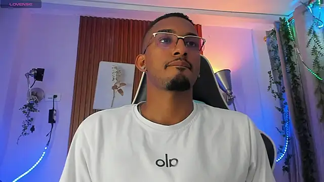 Darwin mayo online show from March 18, 2026, 5:27 pm