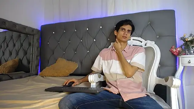 Sebalexis7 online show from October 21, 2025, 3:18 am