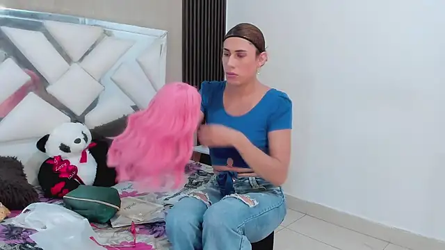 karen matwell online show from September 29, 2025, 2:11 pm