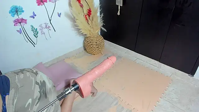 Majosworld  online show from September 14, 2025, 6:51 pm