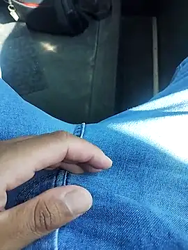 Alan131097 online show from September 30, 2025, 11:48 am