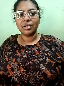 zara-mallus online show from October 1, 2025, 9:32 pm