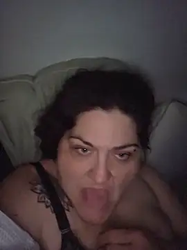 Snapshot of SugarTits225@xh chatting on May 10, 2026, 8:41 am SugarTits225xh online show from May 10, 2026, 8:41 am