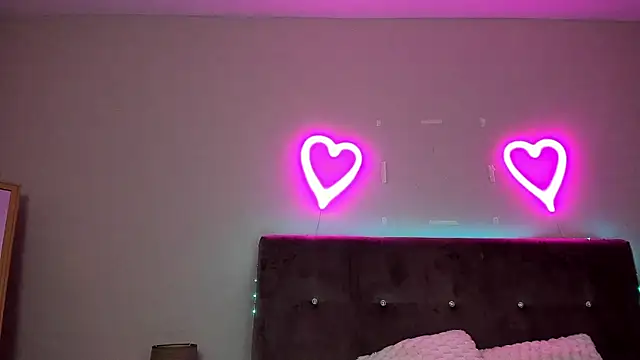 dream kayla online show from September 9, 2025, 4:34 am