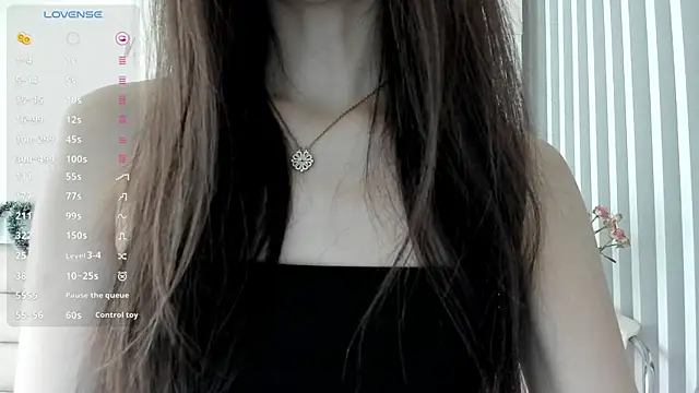 kaori mi online show from December 22, 2025, 11:07 am