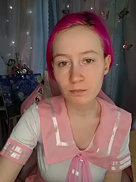 Snapshot of Fuzzy_Unicorn chatting on April 27, 2026, 10:02 am Fuzzy Unicorn online show from April 27, 2026, 10:02 am