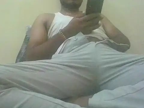 Snapshot of pablo__19 chatting on July 8, 2026, 4:39 am pablo 19 online show from July 8, 2026, 4:39 am
