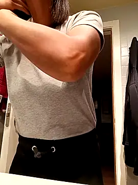 Flacidas online show from November 22, 2025, 10:42 pm