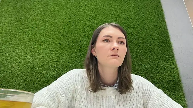 AshlyJoy online show from September 29, 2025, 7:35 am