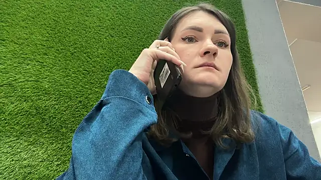 AshlyJoy online show from October 23, 2025, 8:46 am