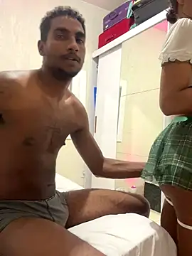 DiamanteNegro- online show from November 15, 2025, 10:26 pm