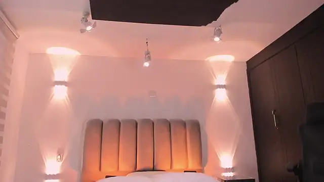 Snapshot of AlliceLover chatting on September 26, 2025, 12:09 pm AlliceLover online show from September 26, 2025, 12:09 pm