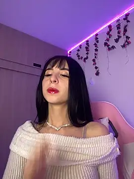 Lia  1 online show from November 29, 2025, 10:24 pm