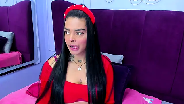 EmmaEbony  online show from October 30, 2025, 8:27 am