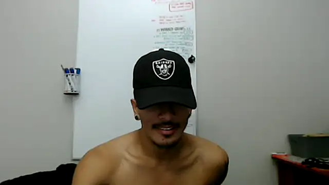 Snapshot of tanjir020 chatting on February 10, 2026, 6:34 pm tanjir020 online show from February 10, 2026, 6:34 pm