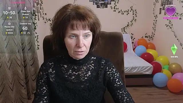 Lia Tito online show from October 10, 2025, 5:39 am