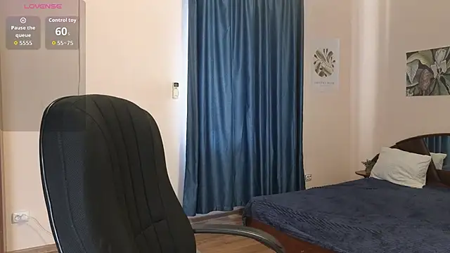 Lia Tito online show from October 16, 2025, 5:41 am