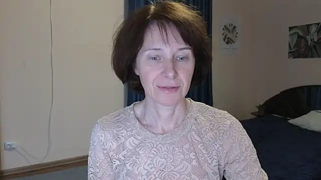 Lia Tito online show from December 1, 2025, 12:32 pm