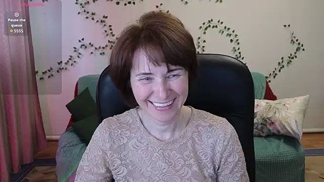 Lia Tito online show from April 20, 2026, 1:58 pm