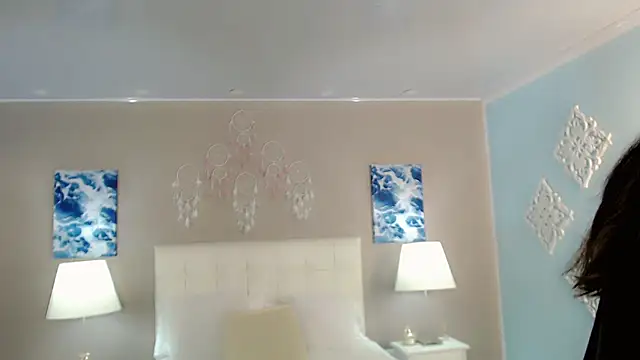 maddissonivanova online show from October 22, 2025, 7:13 pm