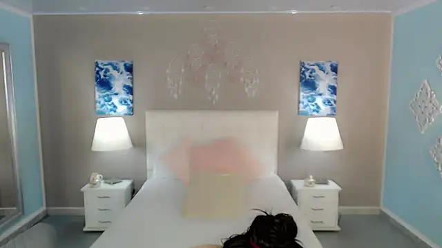 maddissonivanova online show from December 20, 2025, 7:10 pm