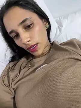 Lorena Mcfly online show from October 20, 2025, 1:50 am