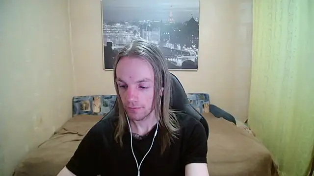Snapshot of AdamDickens chatting on March 31, 2026, 6:19 pm AdamDickens online show from March 31, 2026, 6:19 pm