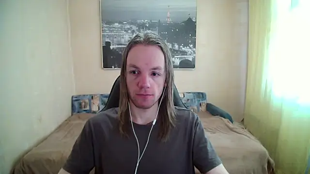 Snapshot of AdamDickens chatting on April 1, 2026, 6:58 am AdamDickens online show from April 1, 2026, 6:58 am