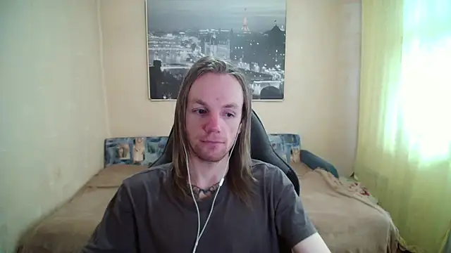 Snapshot of AdamDickens chatting on April 2, 2026, 11:19 am AdamDickens online show from April 2, 2026, 11:19 am