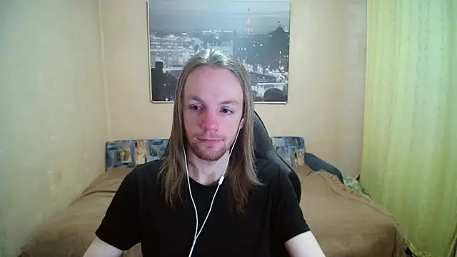 Snapshot of AdamDickens chatting on April 7, 2026, 7:25 pm AdamDickens online show from April 7, 2026, 7:25 pm