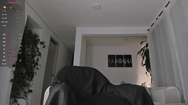 Hotay andrew online show from October 31, 2025, 2:45 am