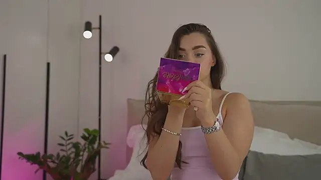 no angelll online show from April 18, 2026, 7:34 am